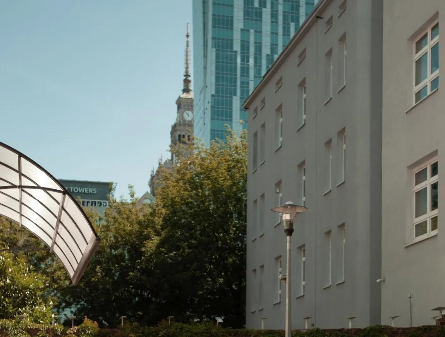 Komfortowy Apartament W Scislym Centrum Warszawy Comfortable Apartment In The Very Center Of Warsaw